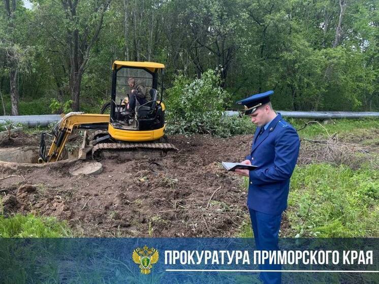 Приморца, оставившего город без холодной воды, накажут по закону