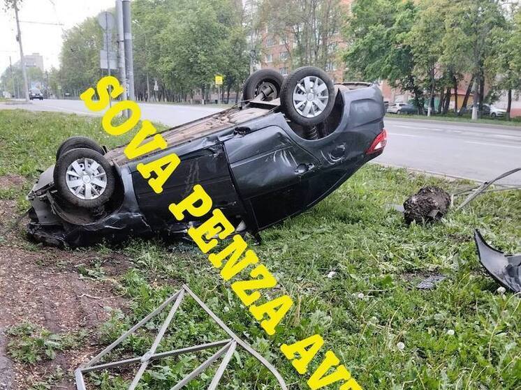 В Пензе на Проспекте Победы произошло серьезное ДТП
