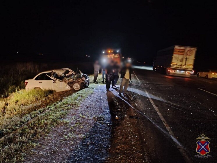 В Волгоградской области при столкновении с КамАЗом погиб водитель «Лады»