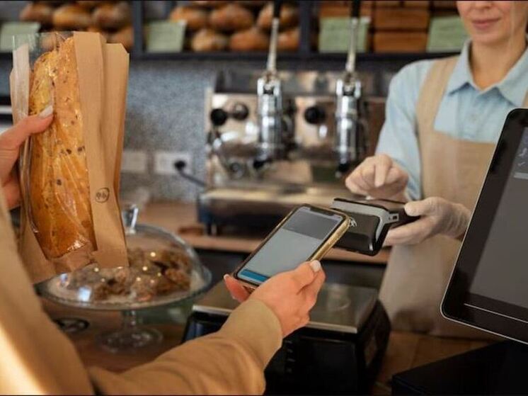 Калужанам перечислили популярные схемы обмана туристов