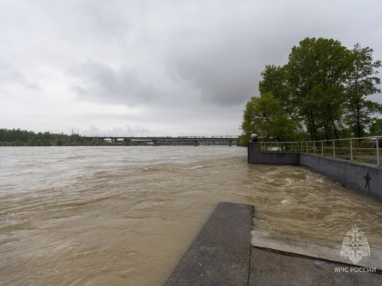 В Хакасии остаются затопленными больше 10 участков