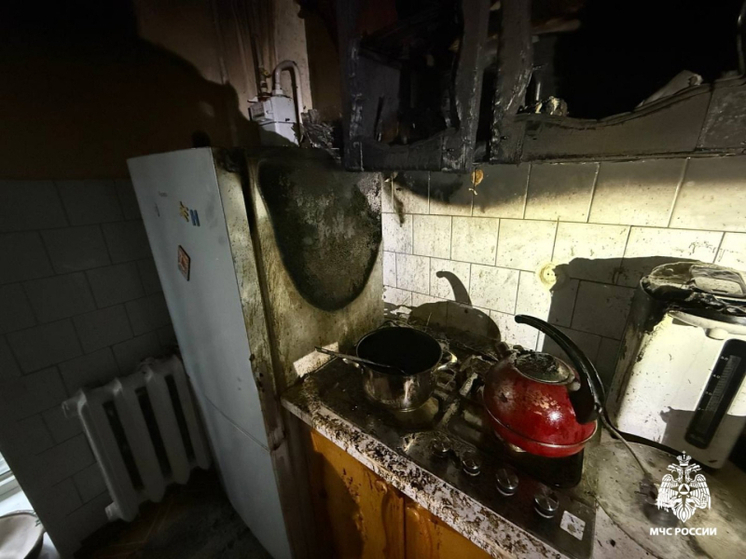 Из-за неисправной проводки в квартире в Галиче эвакуировали целый подъезд