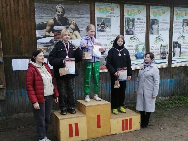 Юные гребцы из трёх городов Тверской области боролись за медали
