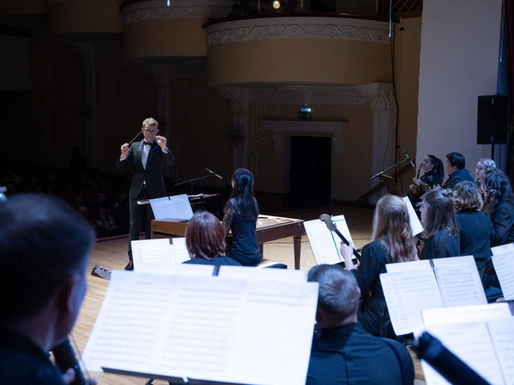 Русский оркестр Хабаровской краевой филармонии отметит 15-летие (6+)