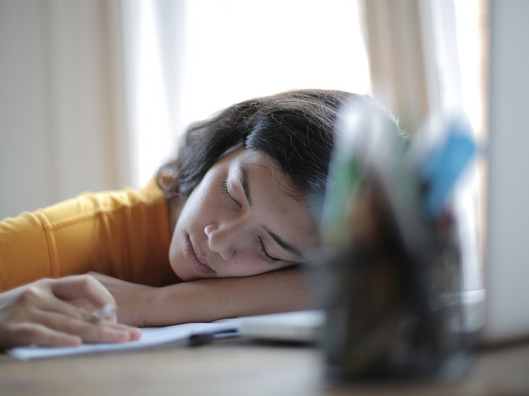 Ваши ночные привычки вредят вашему мозгу? 3 ошибки, которых следует избегать