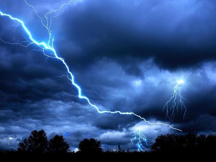 Электрические сигналы в небе: учёные раскрыли новую угрозу от природы