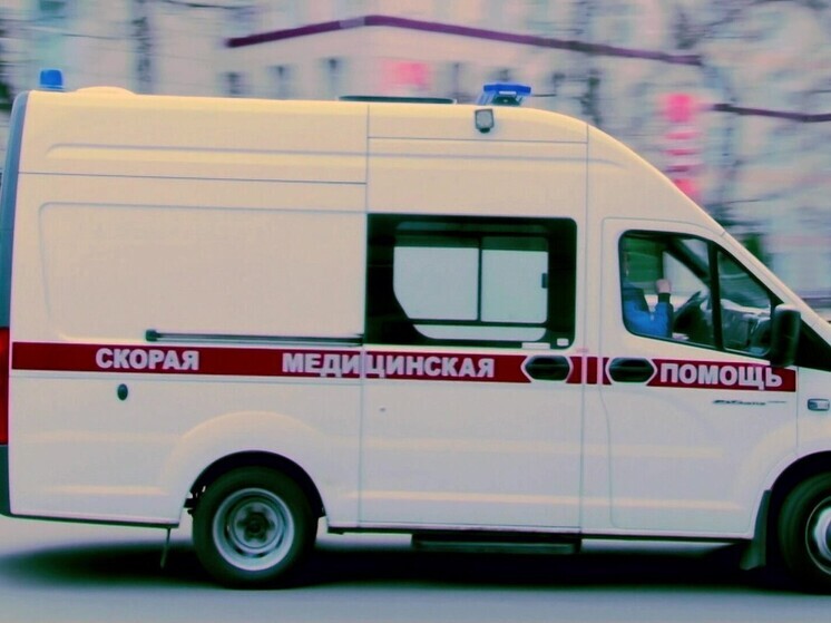 Липчанин попал в больницу после падения с высоты во время строительных работ