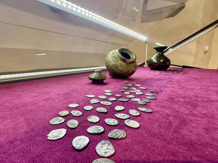 Конференция, посвященная 600-летию начала монетной чеканки, началась в Пскове