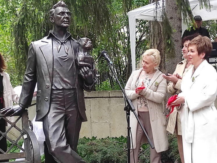 В Кисловодске открыт бронзовый памятник великому певцу Федору Шаляпину