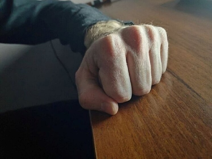 Тазовчанина задержали за попытку зарезать друга