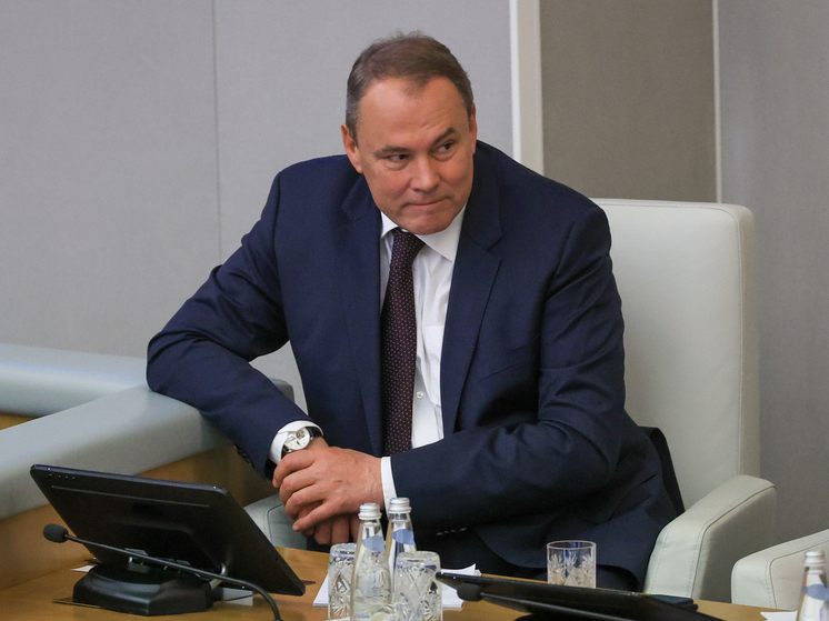 Вице-спикер ГД Толстой: поправки в Конституцию РФ зависят от меняющихся запросов общества