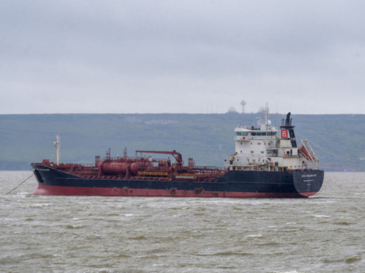 Reuters: ЕС собирается снизить потолок цен на российскую нефть до $50 за баррель