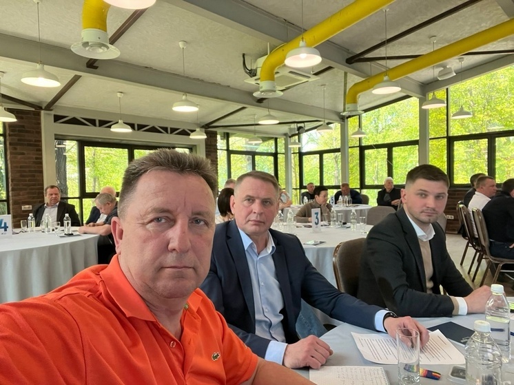 В Тарусе главы администраций районов постигали новое