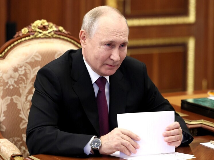Путин: разговор с Трампом продолжался более двух часов
