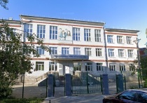 В Кировский районный суд Екатеринбурга направлено уголовное дело по обвинению бывшей заведующей производством ООО «Общественное питание», которую обвиняют в нарушении санитарно-эпидемиологических правил, повлекшем массовое заболевание учащихся и сотрудников СУНЦ УрФУ