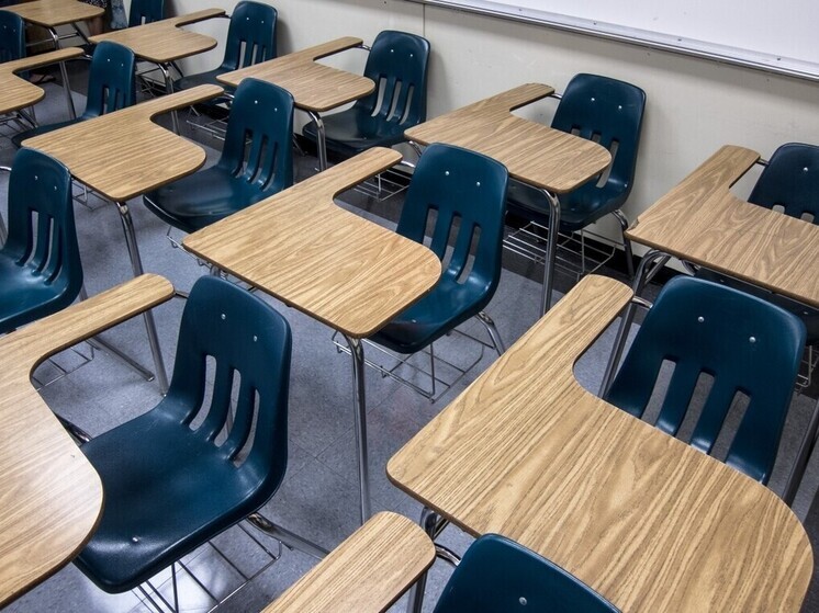 Возбуждено уголовное дело против учительницы, ударившей школьницу в Приморье