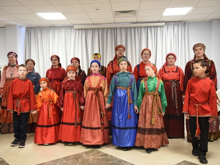 В НАО состоялся отчетный концерт «Как поем, так и живем»