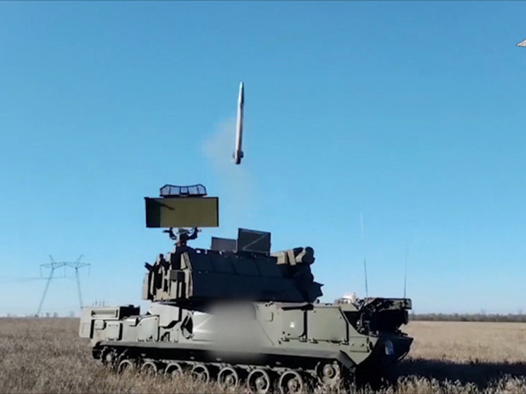 В небе над Брянщиной ночью сбили восемь украинских БПЛА