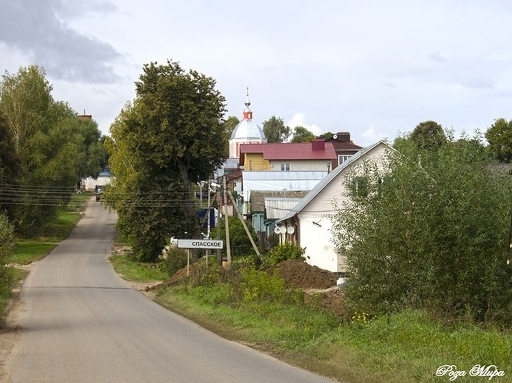 Во владимирском Спасском начали прокладывать трубопровод канализации