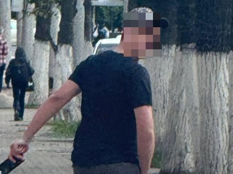 Жители Рязани предупредили о мужчине, который обманывает детей и пенсионеров