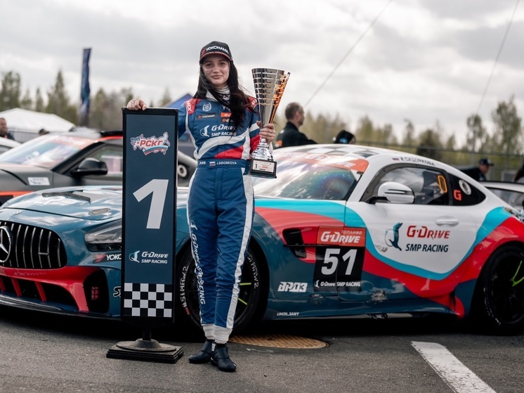 Автогонщица из Петрозаводска стала лидером Чемпионата кольцевых гонок