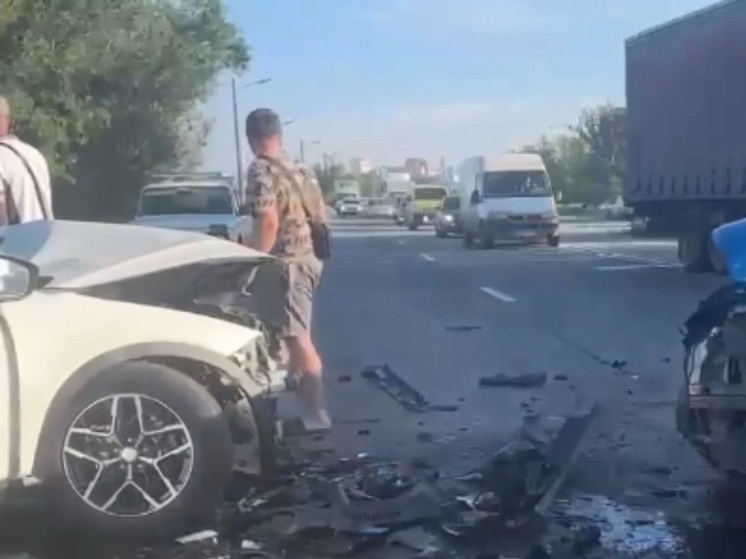 Двое мужчин пострадали в ДТП в Ростове
