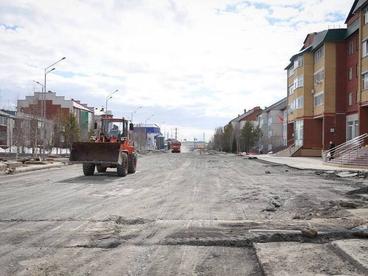 В Пуровском районе стартовал сезон ремонта дорог