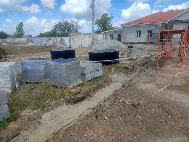 В селе Раздольненского района продолжается ремонт Дома культуры