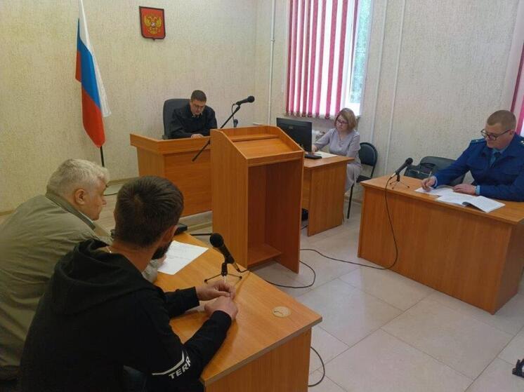 В Туле суд отложил заседание по делу мужчины, который скинул собаку с 4 этажа