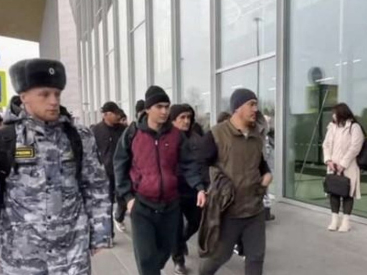 Для иностранцев усложнят въезд в Новосибирскую область