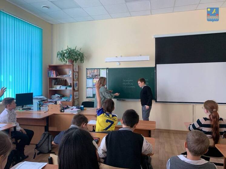 В Пустомержской школе прошла беседа о Дне славянской письменности