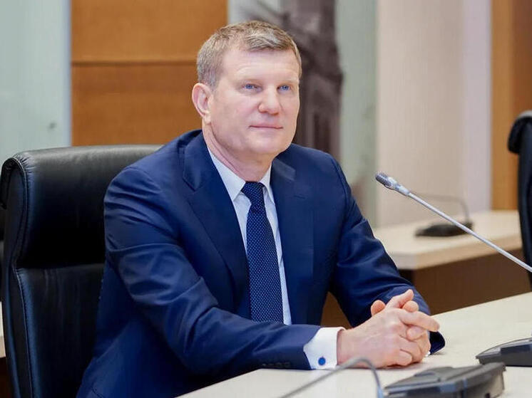 Депутат Государственной думы Олег Савченко объявил о досрочном сложении полномочий в связи с переходом на другую должность