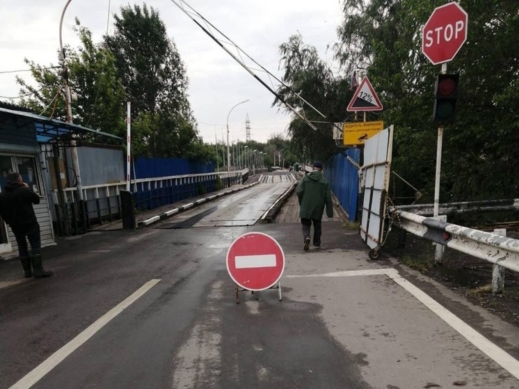 Понтонный мост на Зеленый остров в Ростове закроют на время непогоды