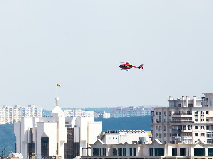 В Сочи вертолет проводил испытания, вызвавшие беспокойство у жителей