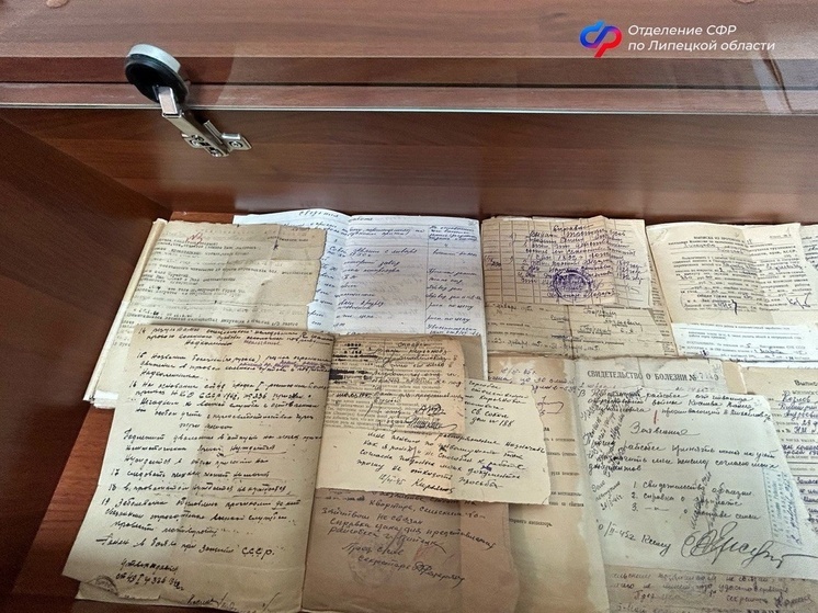 В Липецке открыта выставка «Дорогами памяти» к 80-летию Победы