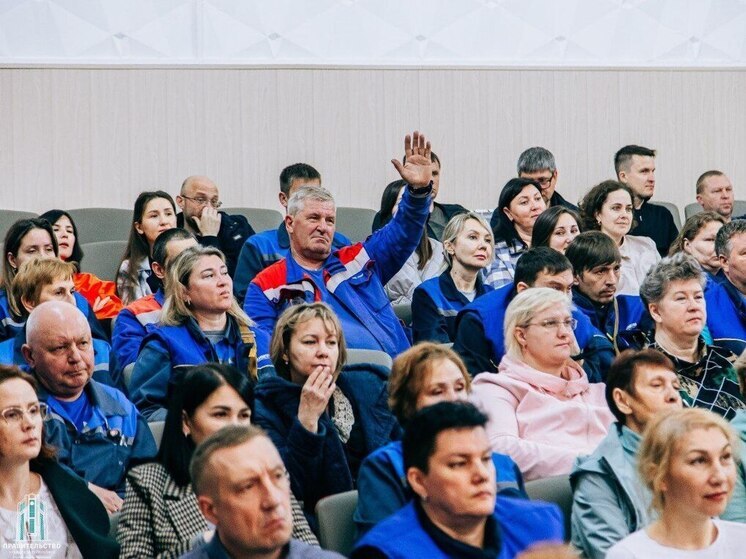 Поддержка семей, прием в вузы, купальный сезон: в Чувашии проходит Единый информдень