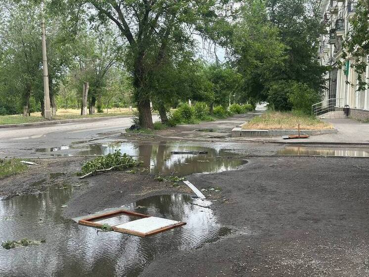 МЧС предупреждает о новой волне ураганного ветра в Волгоградской области