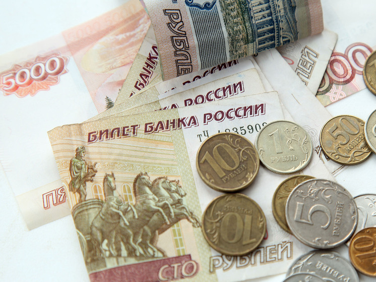 По данным Центробанка, в первой половине мая инфляционные ожидания россиян выросли на 0,3% и составили 13,4%