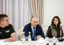 «Сумы должны быть нашими!» - такое напутствие Владимир Путин получил в ходе поездки в Курскую область, состоявшейся 20 мая