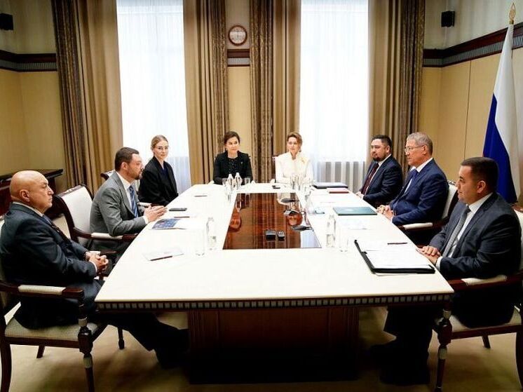 Радий Хабиров обсудил реставрацию памятника Юлаеву с Василием Церетели