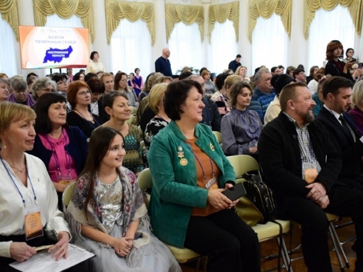Костромским опекунам увеличили пособия
