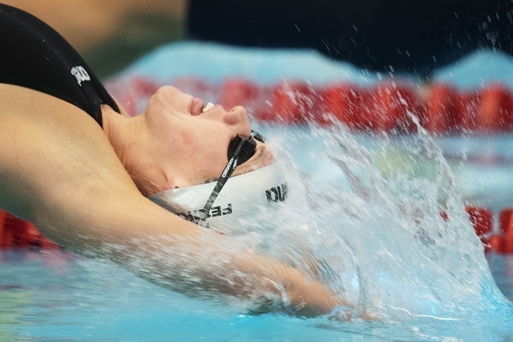 Российская пловчиха Суркова выиграла 50-метровку баттерфляем в Барселоне