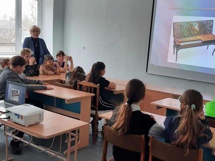 На Смоленщине переоснастят шесть детских школ искусств