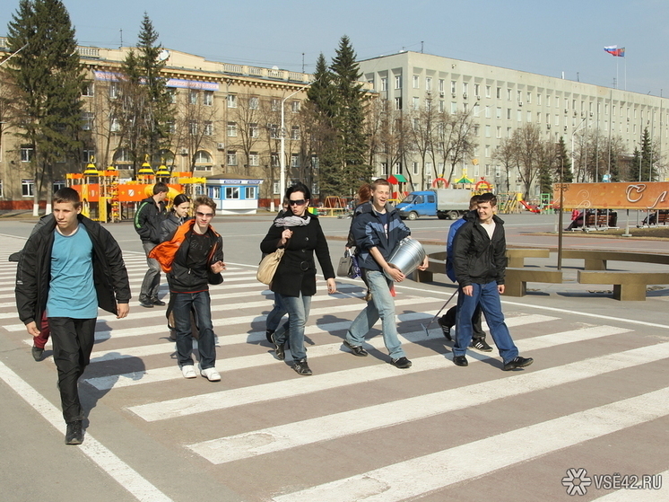 В центре Кемерова добавят пешеходный переход на перекрёстке