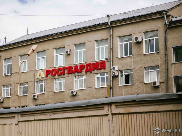 В Белове поймали нетрезвого водителя, который попытался убежать от росгвардейцев