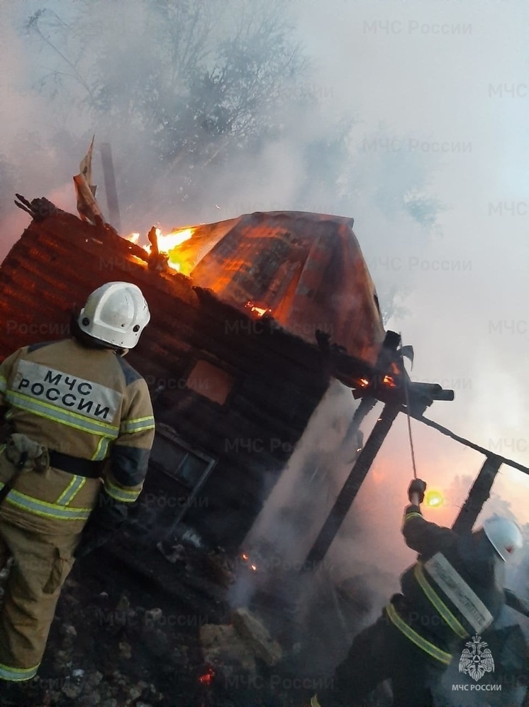 Тело мужчины обнаружили после пожара в СНТ Первоуральска