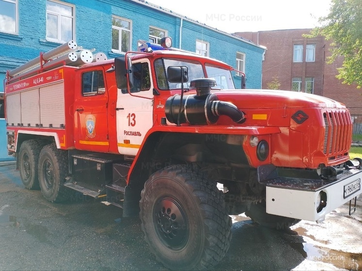 В деревне под Рославлем произошел пожар в частном доме