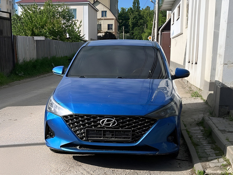 Разъезжавшего по тротуарам в Копцевых Хуторах автомобилиста поймали в Липецке