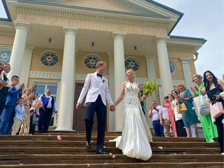 Свадебный сезон в Монрепо откроется 25 мая, но без шампанского