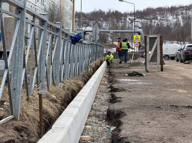 В Заозерске стартовали дорожные работы в рамках реновации ЗАТО